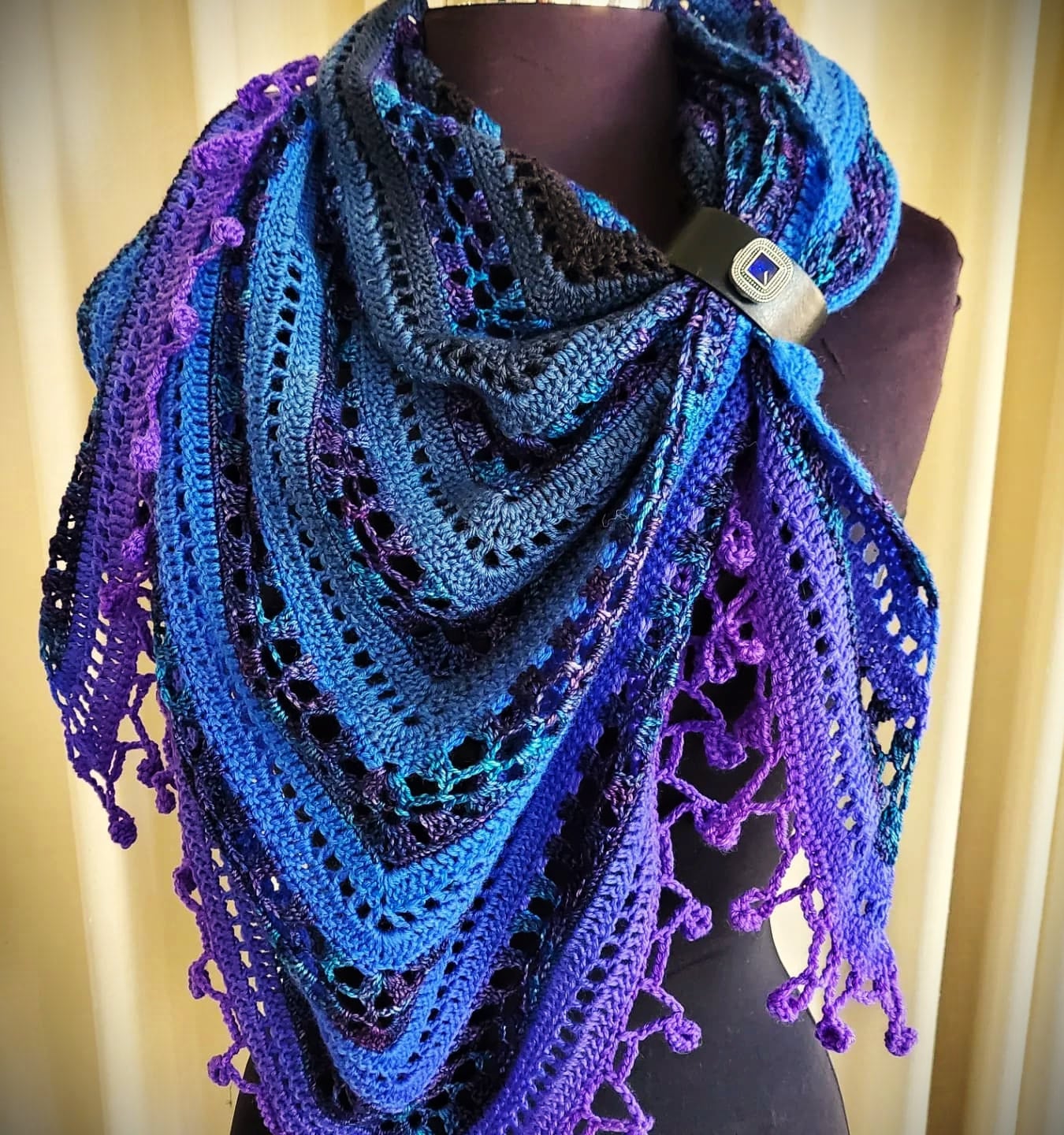 Aztec shawl | Kaye Adolphson Designs